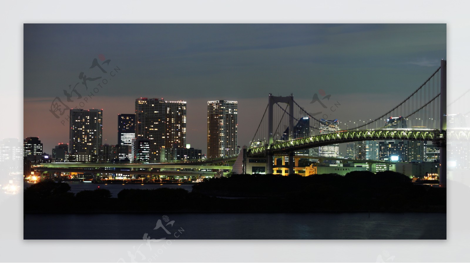 东京台场美丽的夜景图片