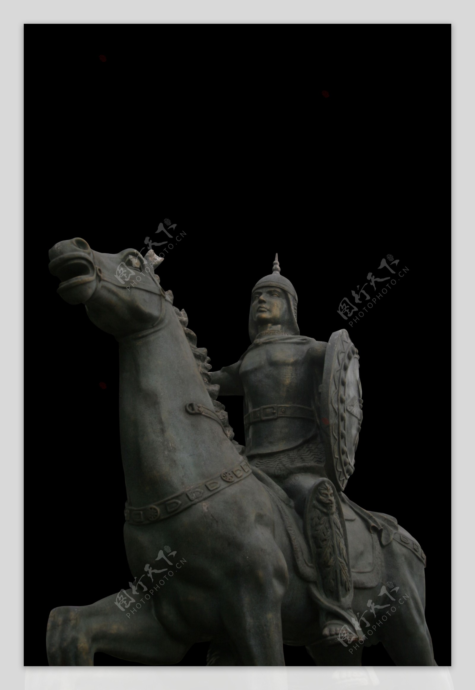 骑马的男人雕塑psd素材