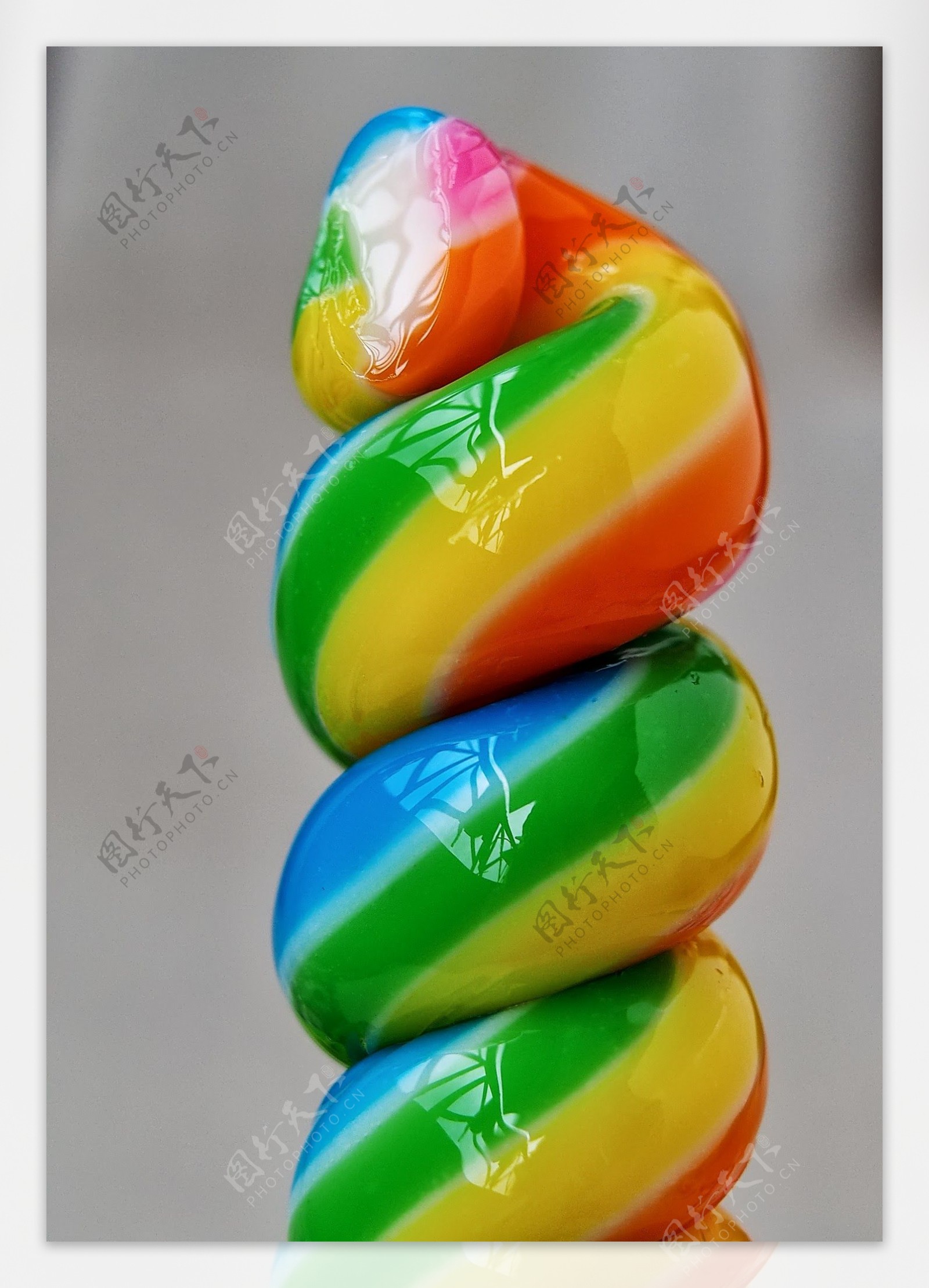 螺旋彩色棒棒糖图片