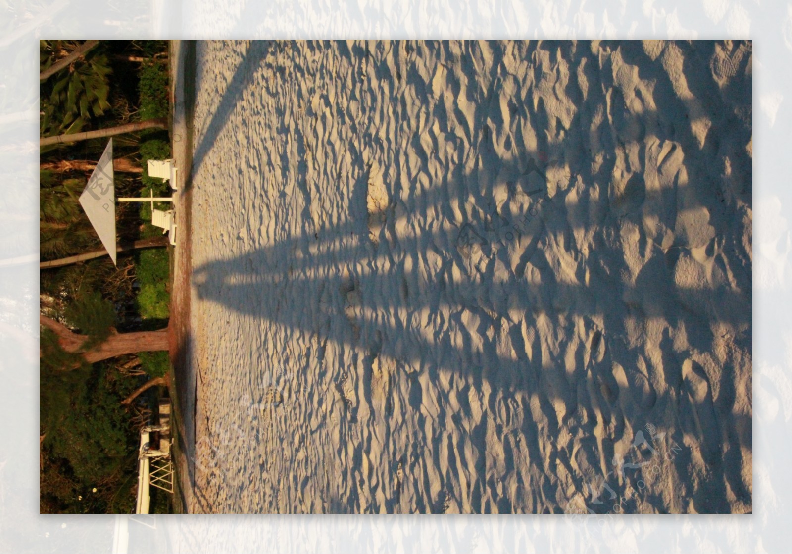 塞班岛沙滩背影夕阳图片