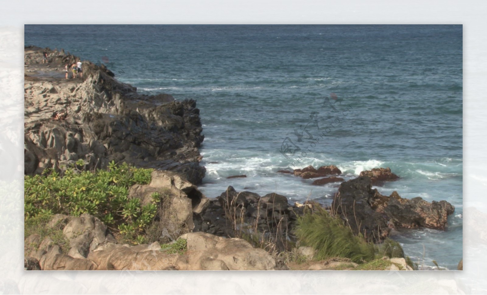 由太平洋股票视频镜头边缘的夏威夷石视频免费下载
