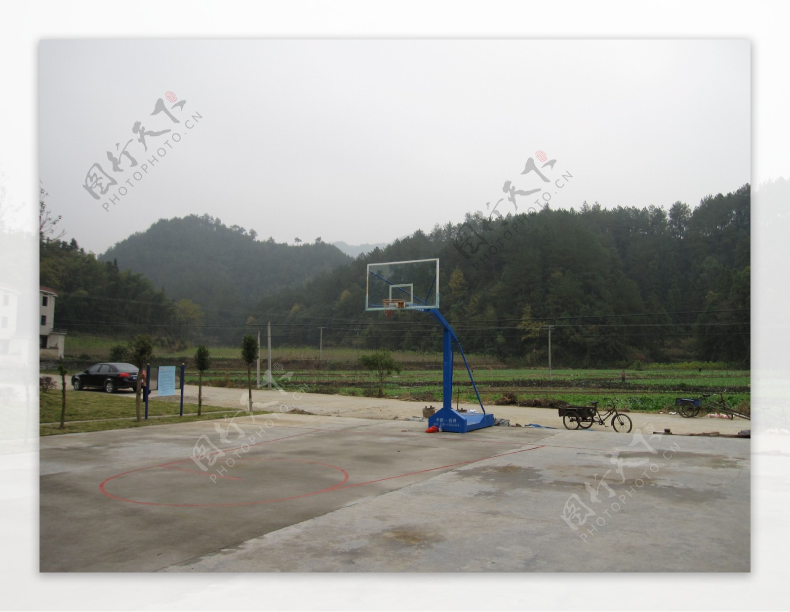 大联村篮球场图片