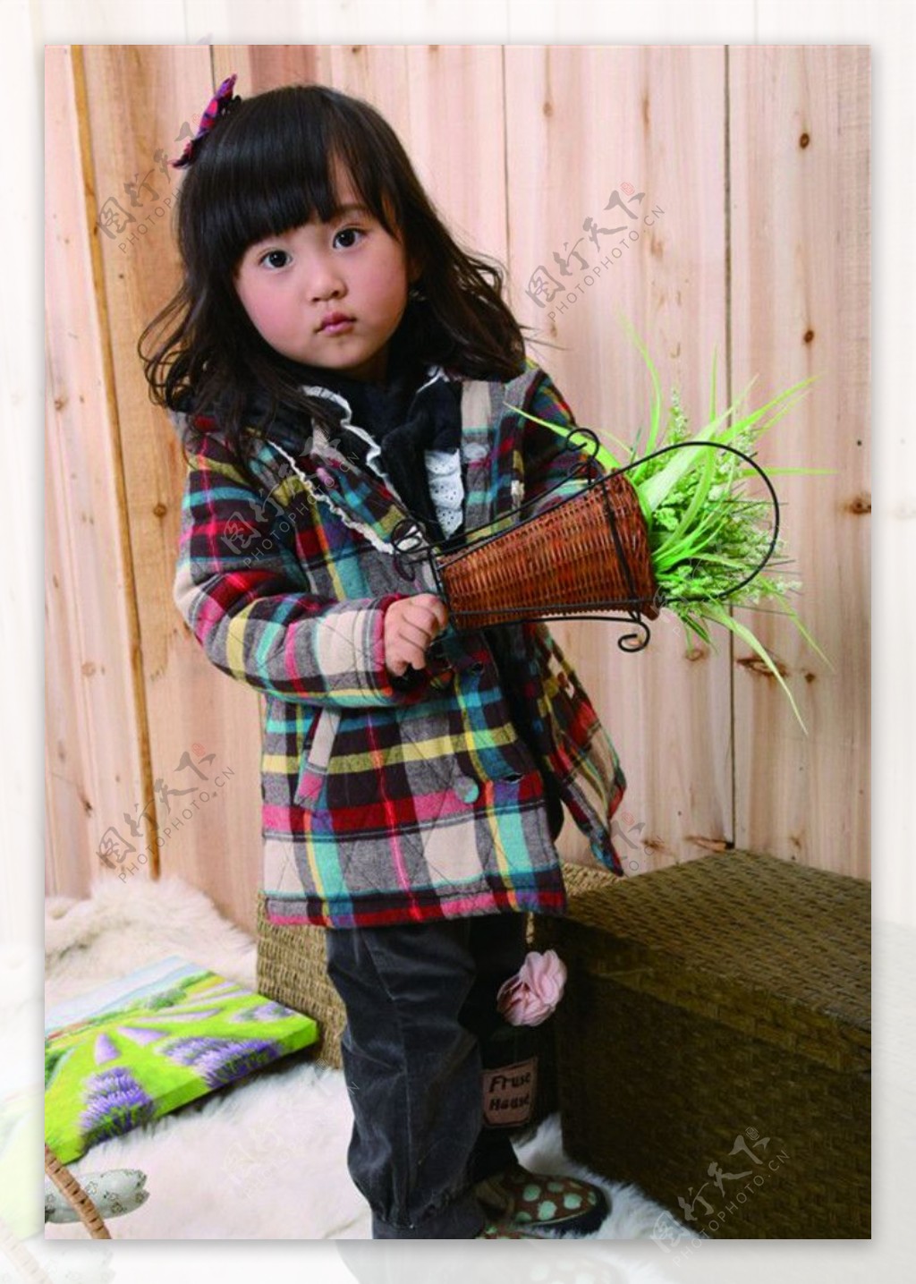 商业摄影 服装拍摄 童装模特拍照 纯色背景拍摄|摄影|产品摄影|广州集映视觉摄影 - 原创作品 - 站酷 (ZCOOL)