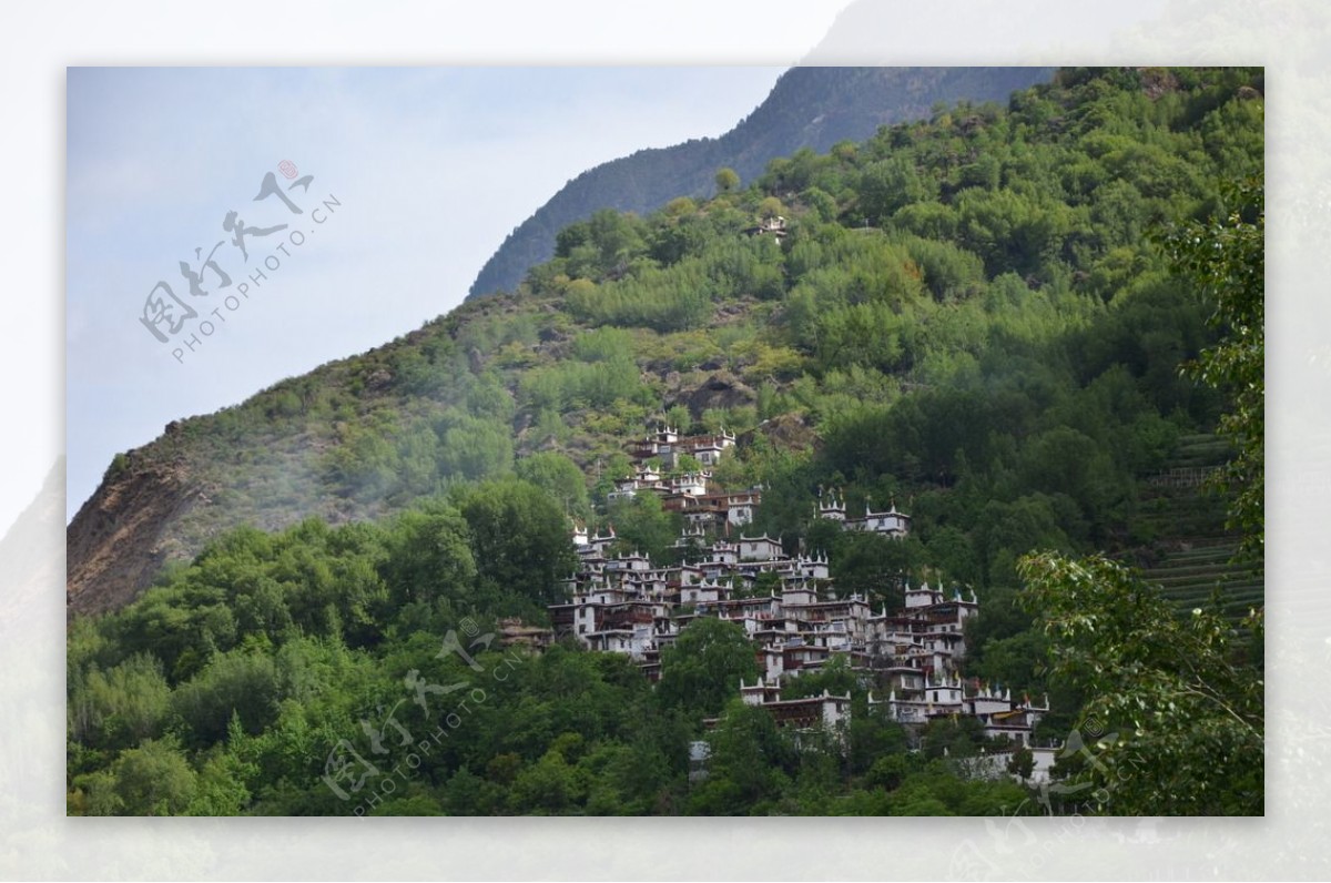 墨尔多神山图片