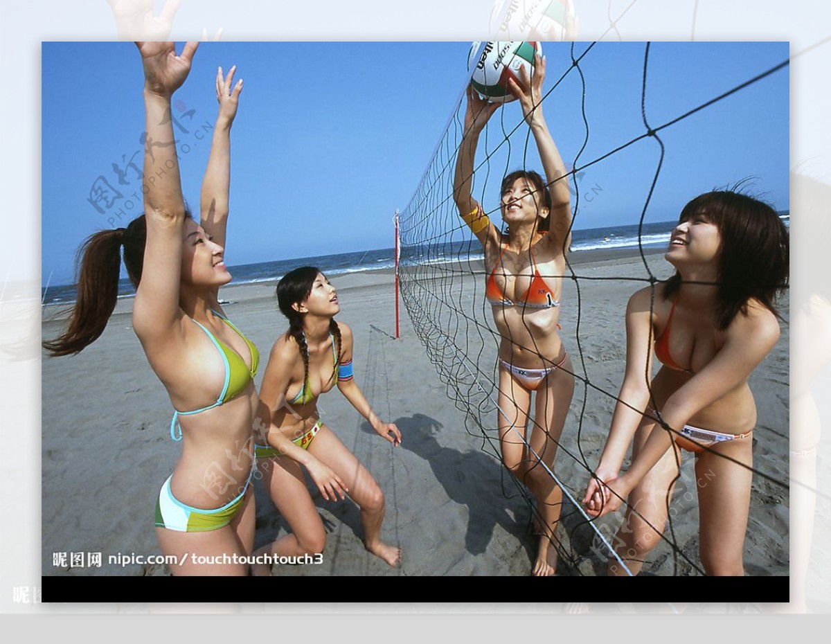 女子沙滩排球图片