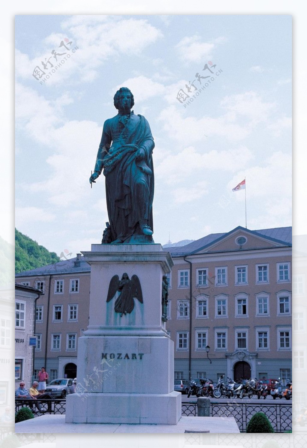 莫扎特雕像老鹰图片