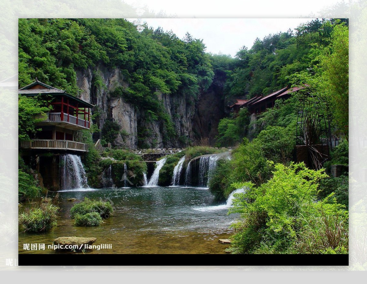 贵州英果树瀑布天河潭图片
