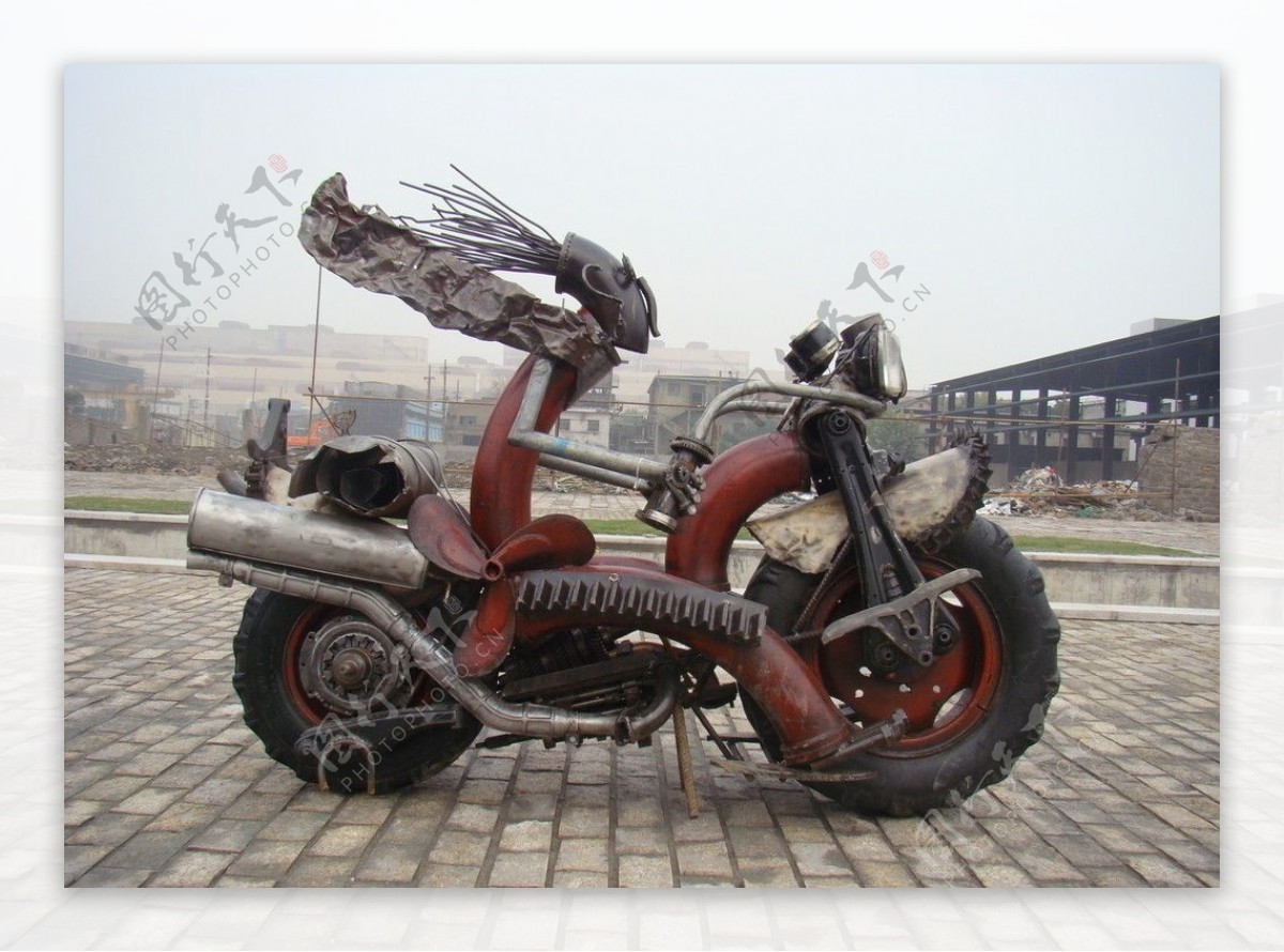 钢雕摩托骑士图片