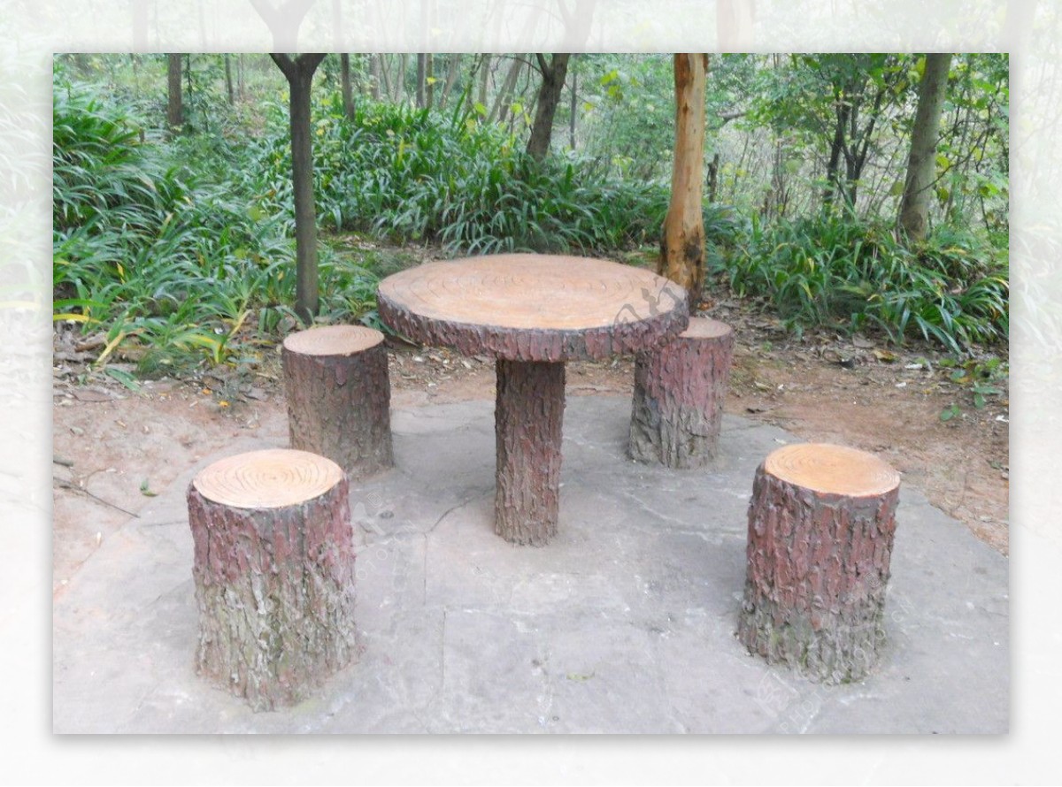 木凳木桌子图片
