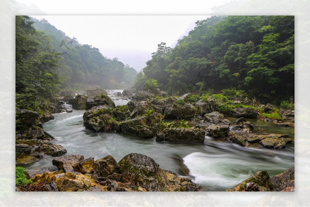 南江大峡谷图片