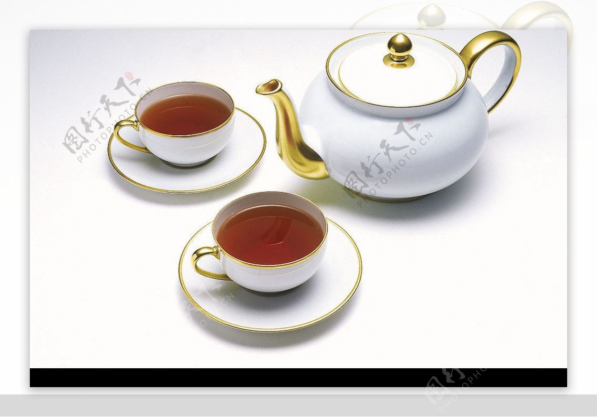 白色茶杯和茶壶图片