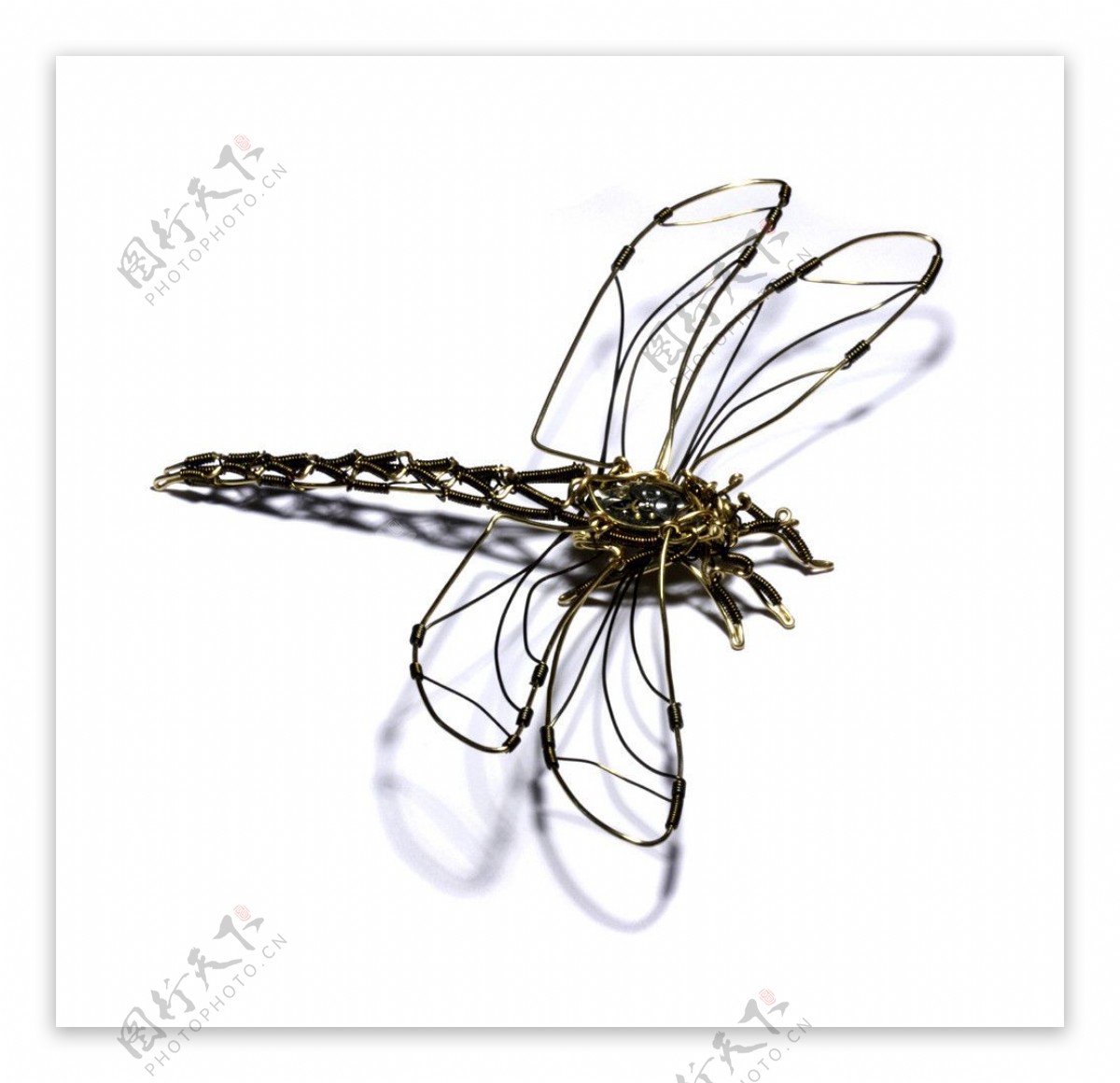 雕塑蜻蜓图片