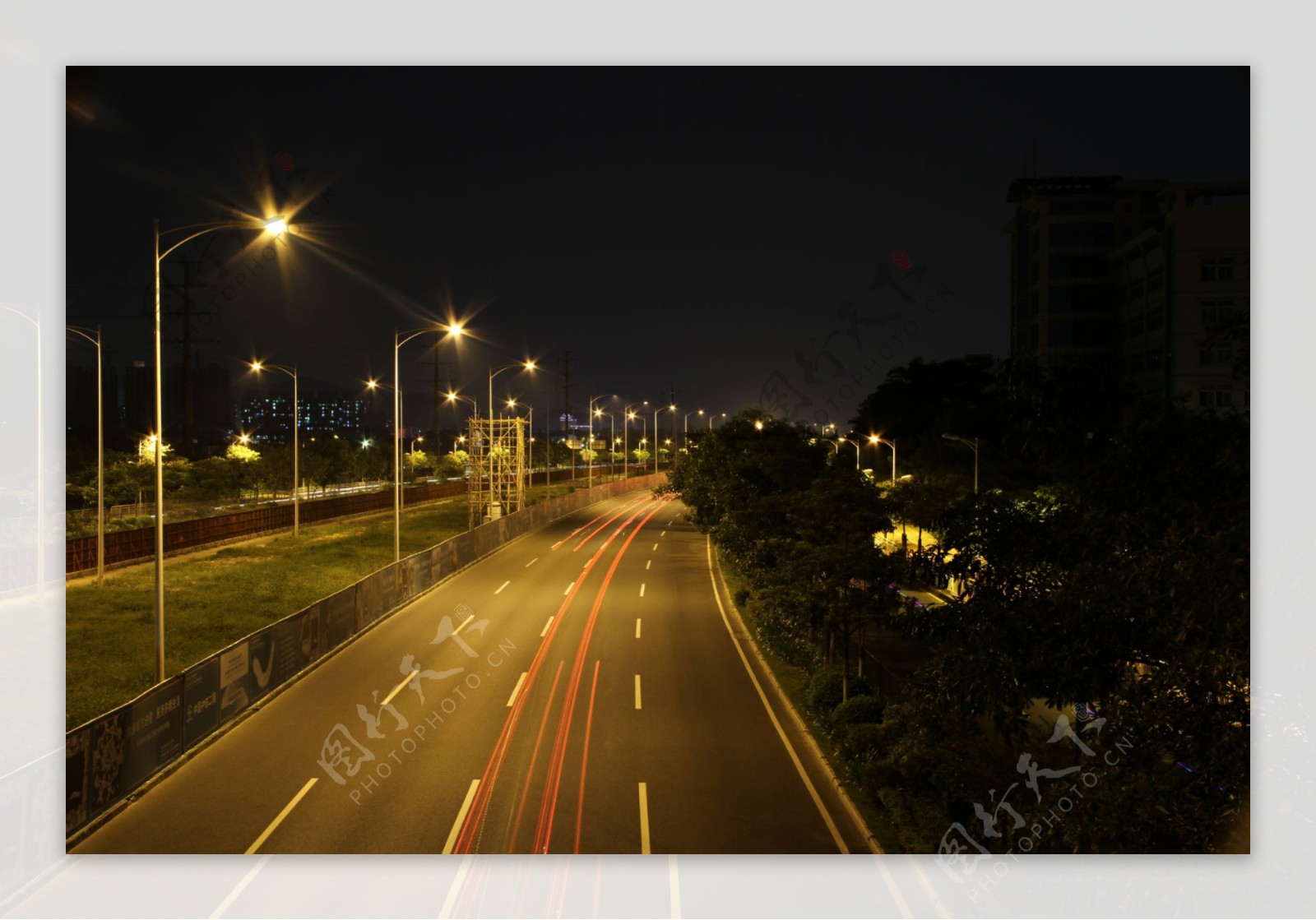 公路夜景图片