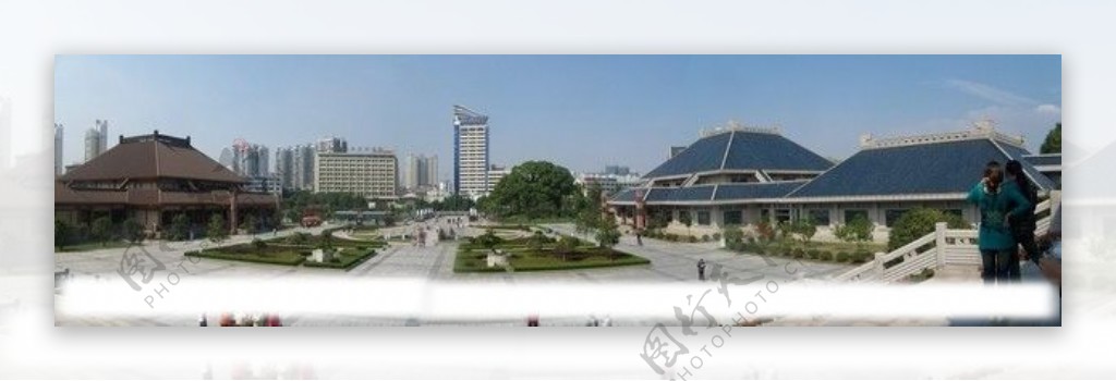 湖北省博物馆门口全景图片