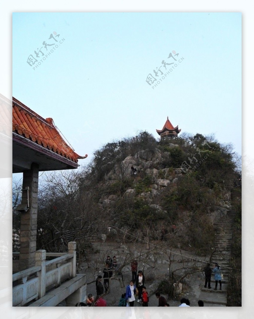 贺州广场灵峰山上图片