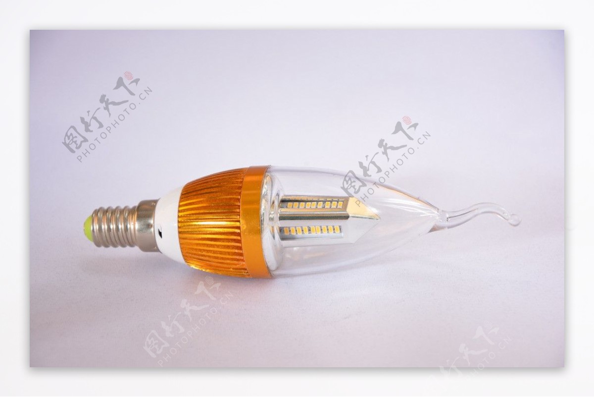 金黄色LED拉尾蜡烛图片