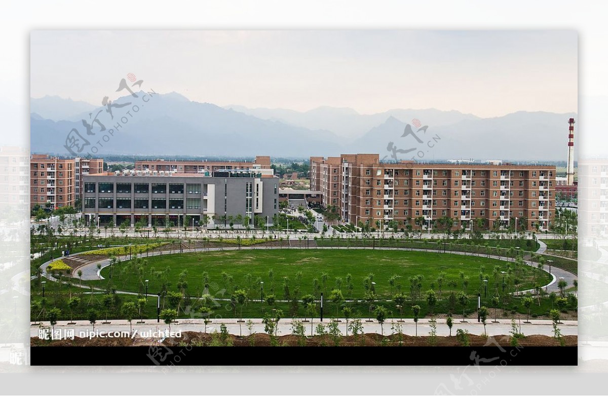 西安电子科技大学终南山下的丁香宿舍区图片