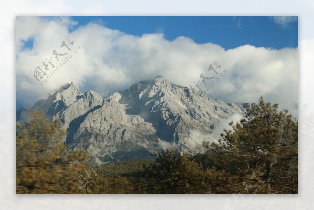 玉龙雪山图片