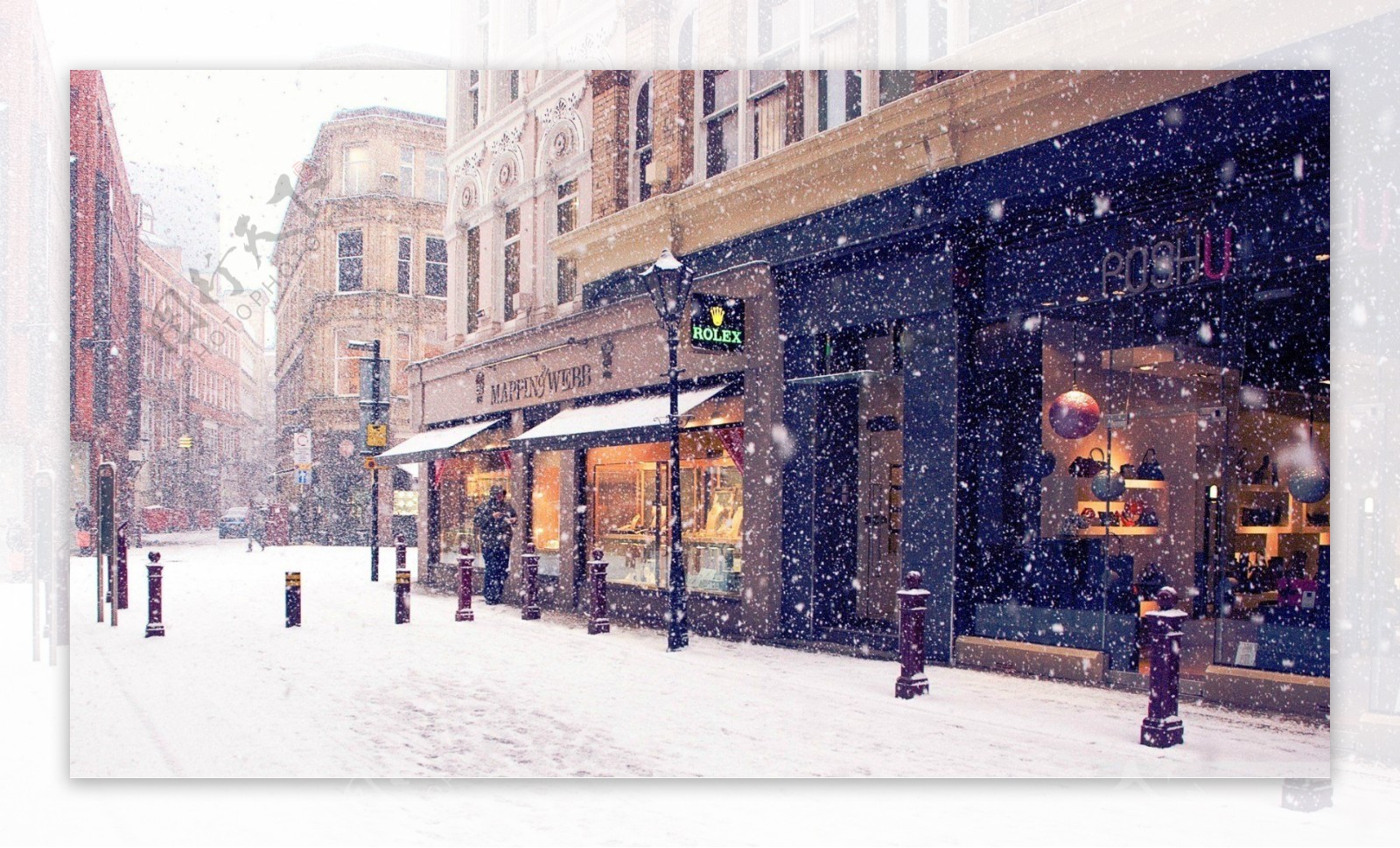 城市雪街景图片