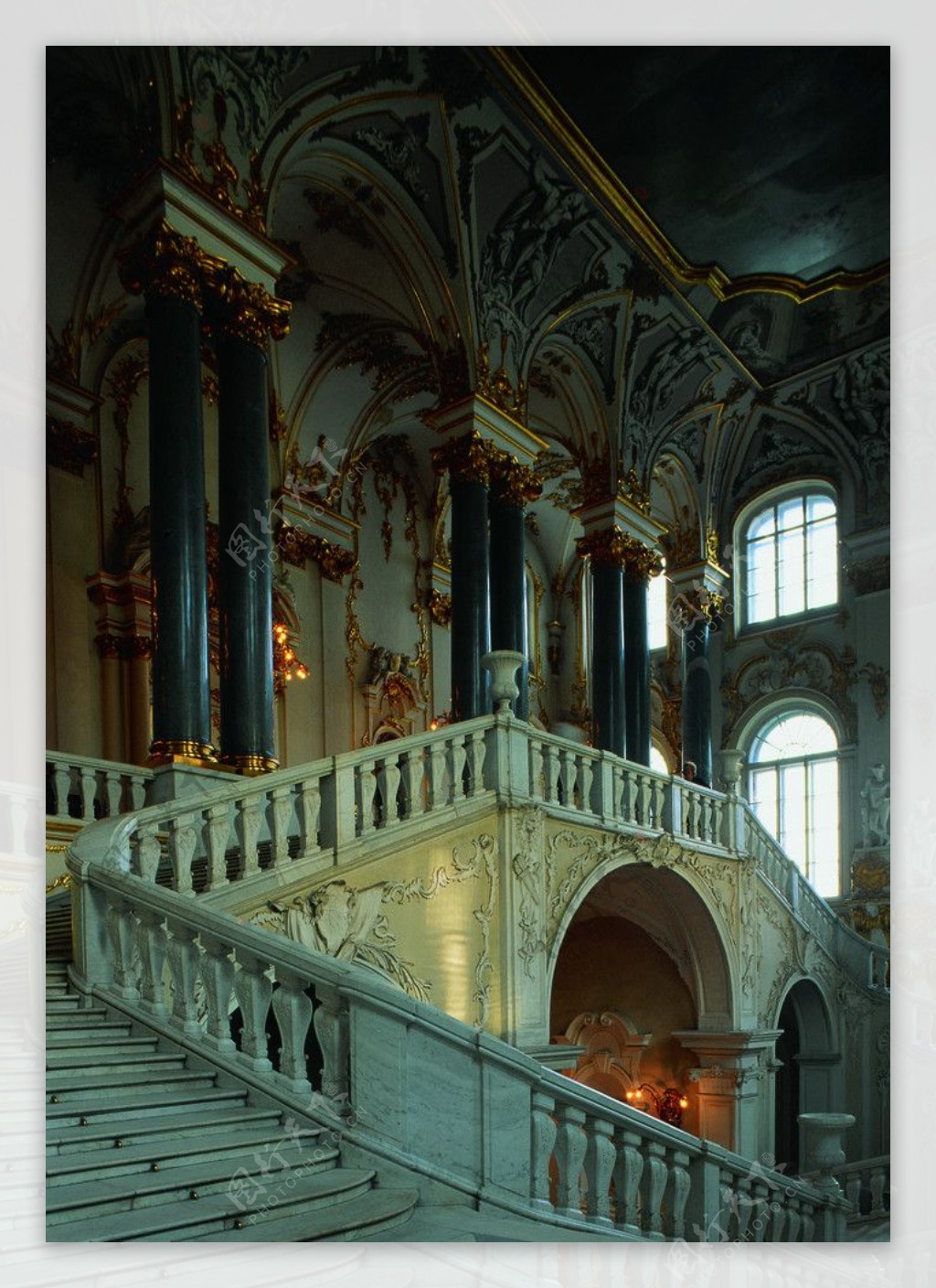 宫殿走廊图片