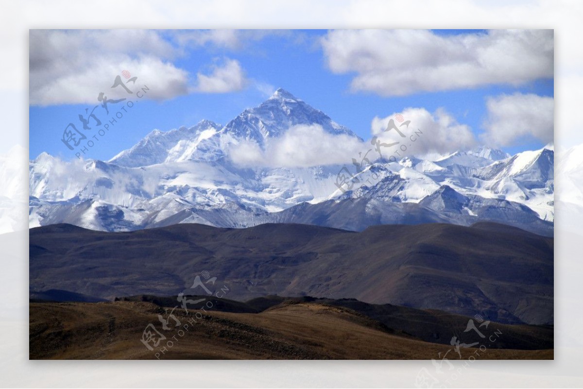 珠峰天空山峰图片