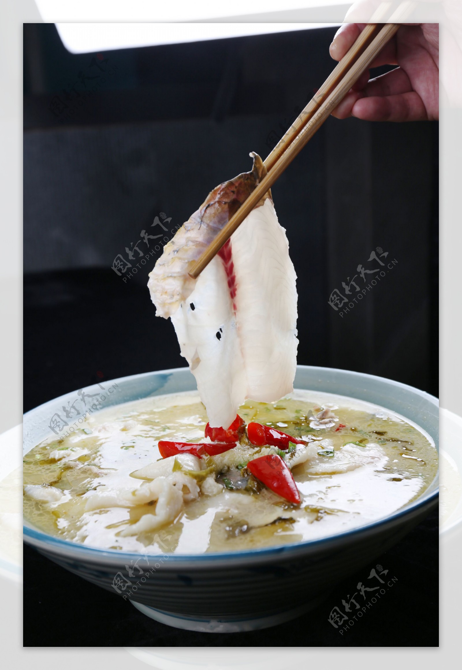 蜀地酸菜鱼图片