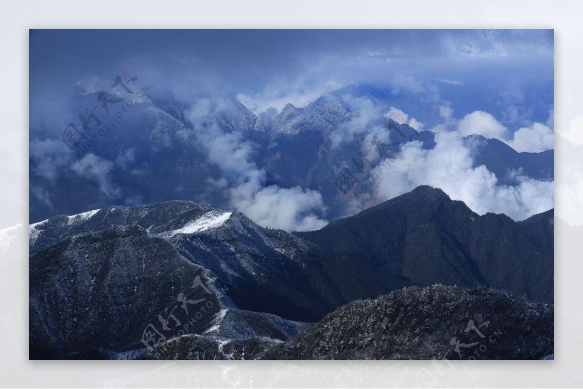 牛背山风景图片