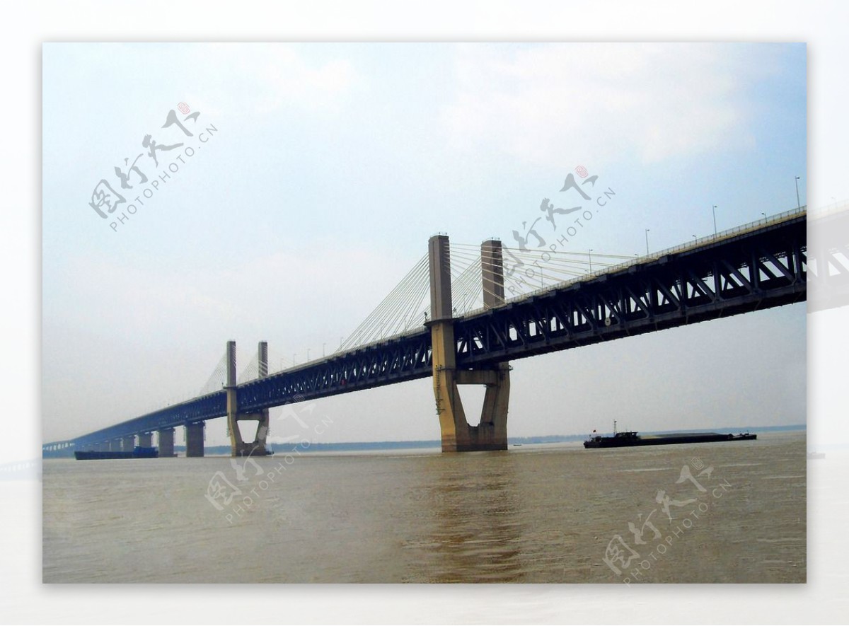 芜湖长江大桥图片