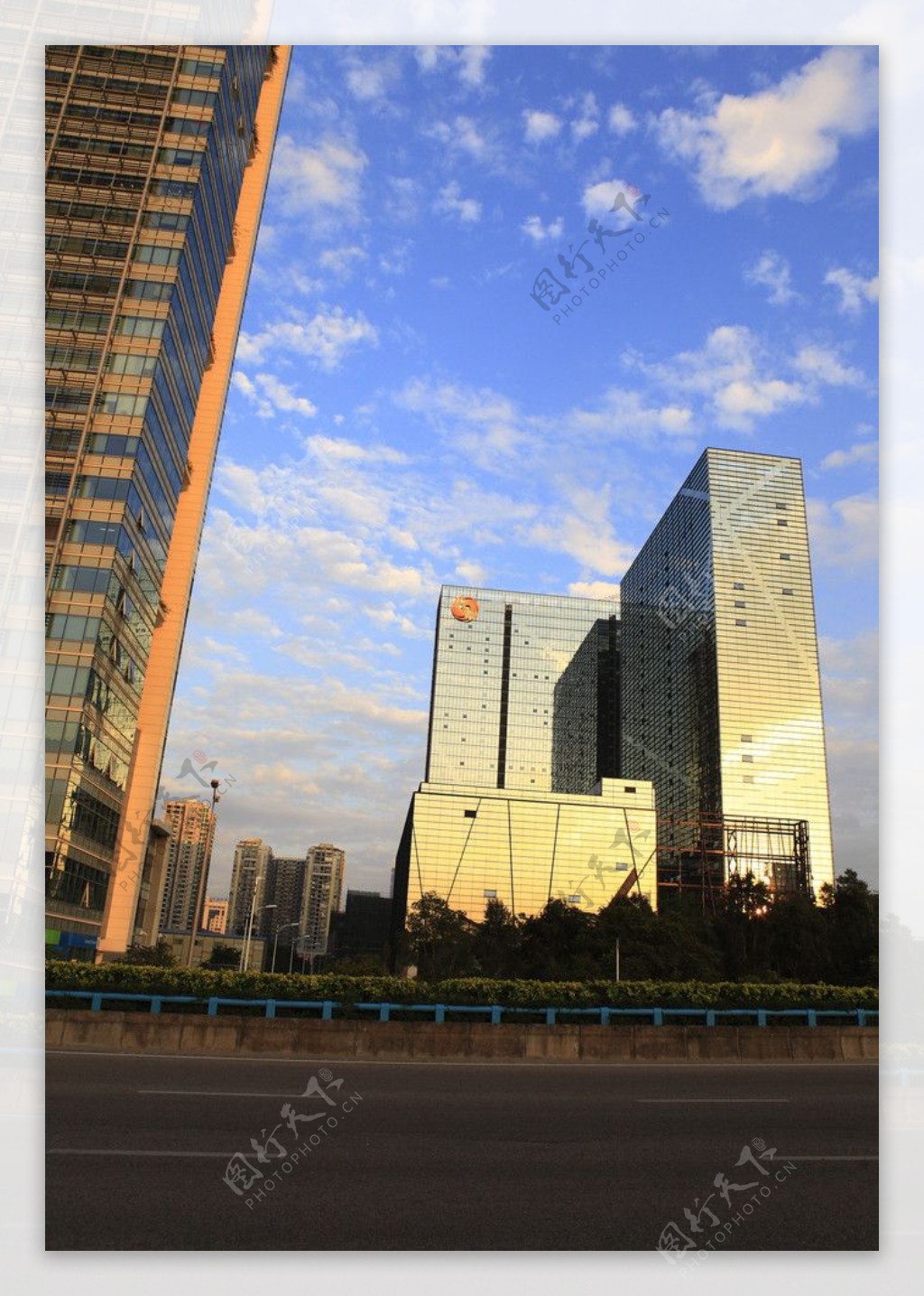 深圳凤凰卫视大厦图片