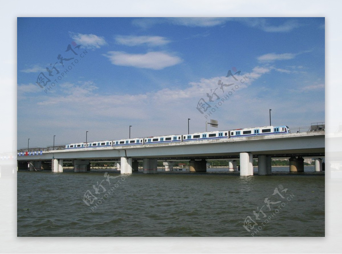 广州地铁珠江大桥图片