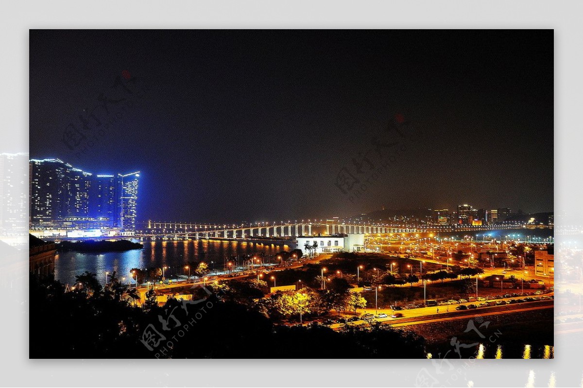 澳门俯视码头大桥夜景图片