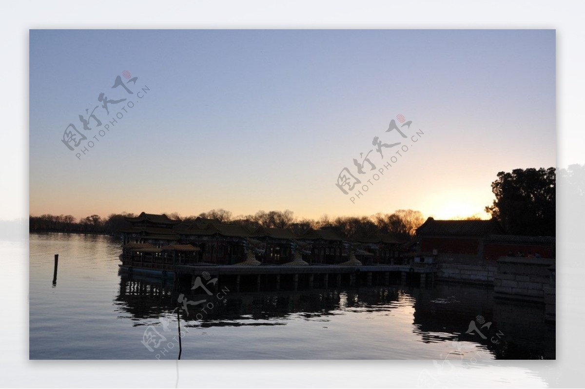颐和园昆明湖夕阳图片