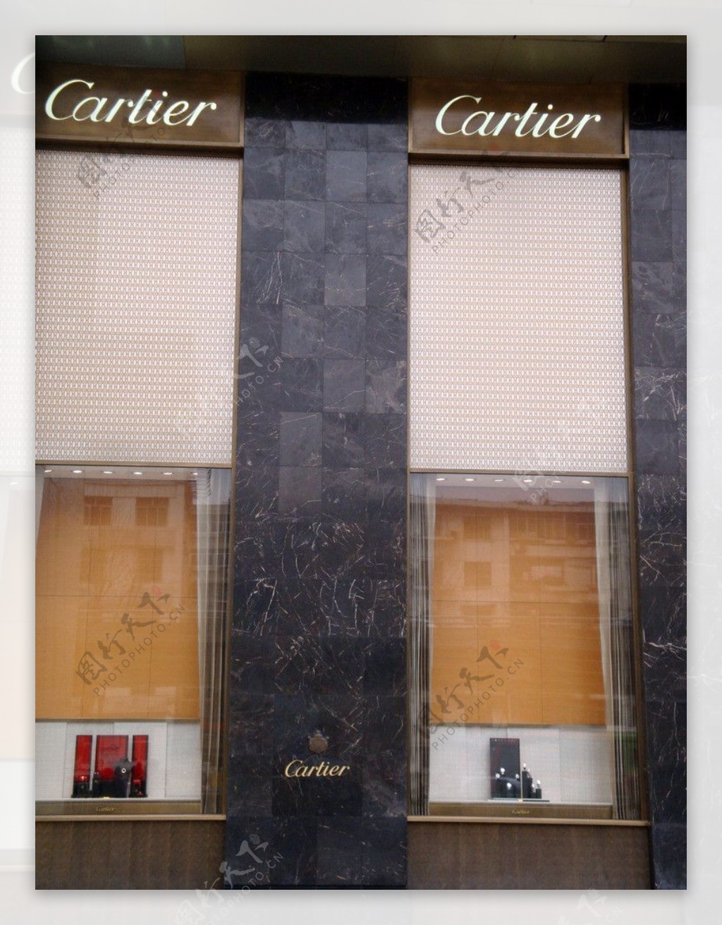 Cartier商场展位图片