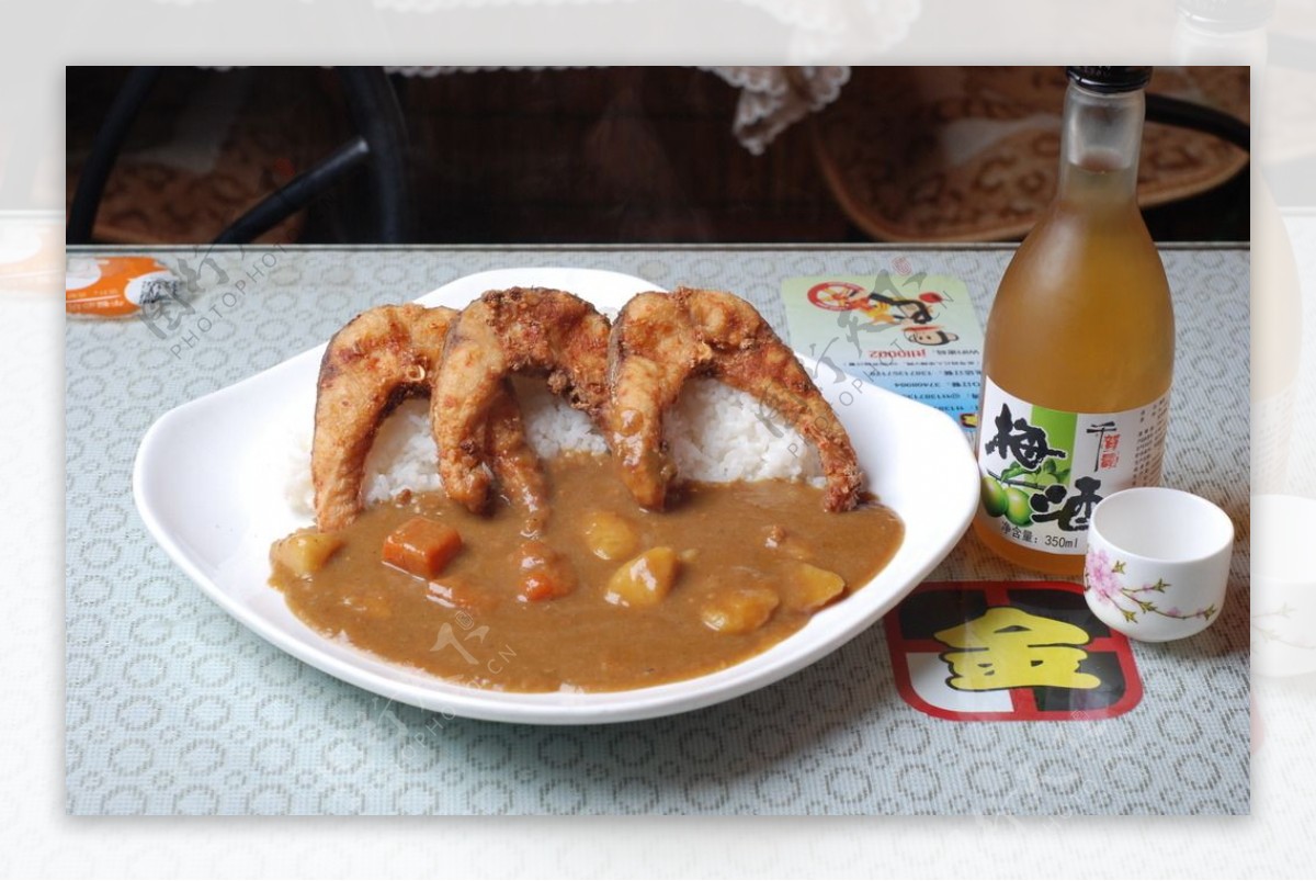 Violet's Kitchen ~♥紫羅蘭的爱心厨房♥~ : 砂煲咖哩鱼 Claypot Fish Curry