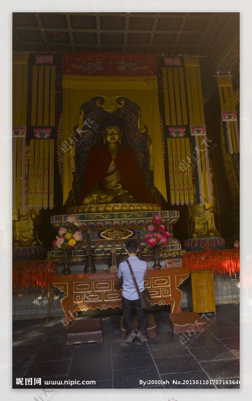 卧佛寺图片