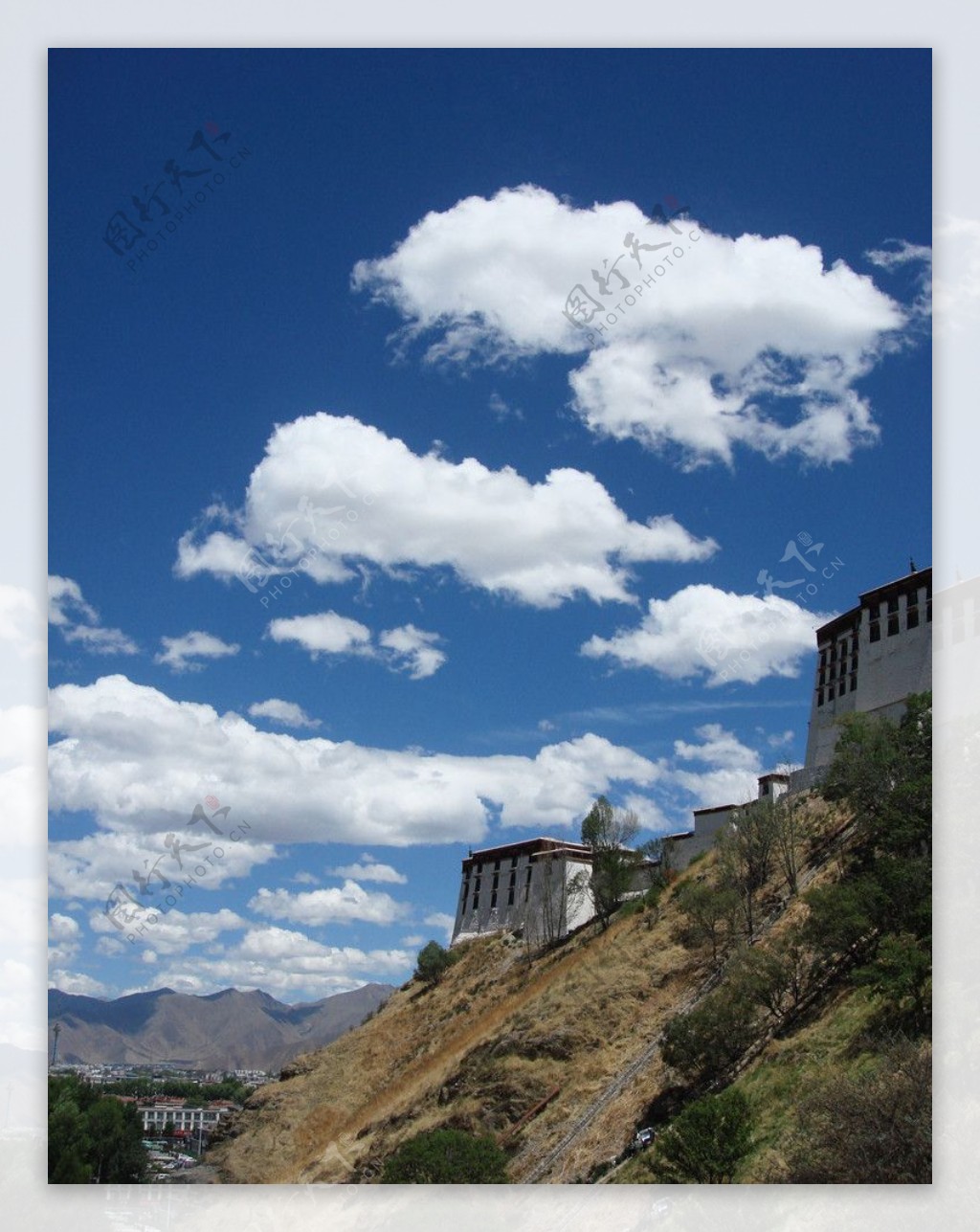 西藏的天空图片