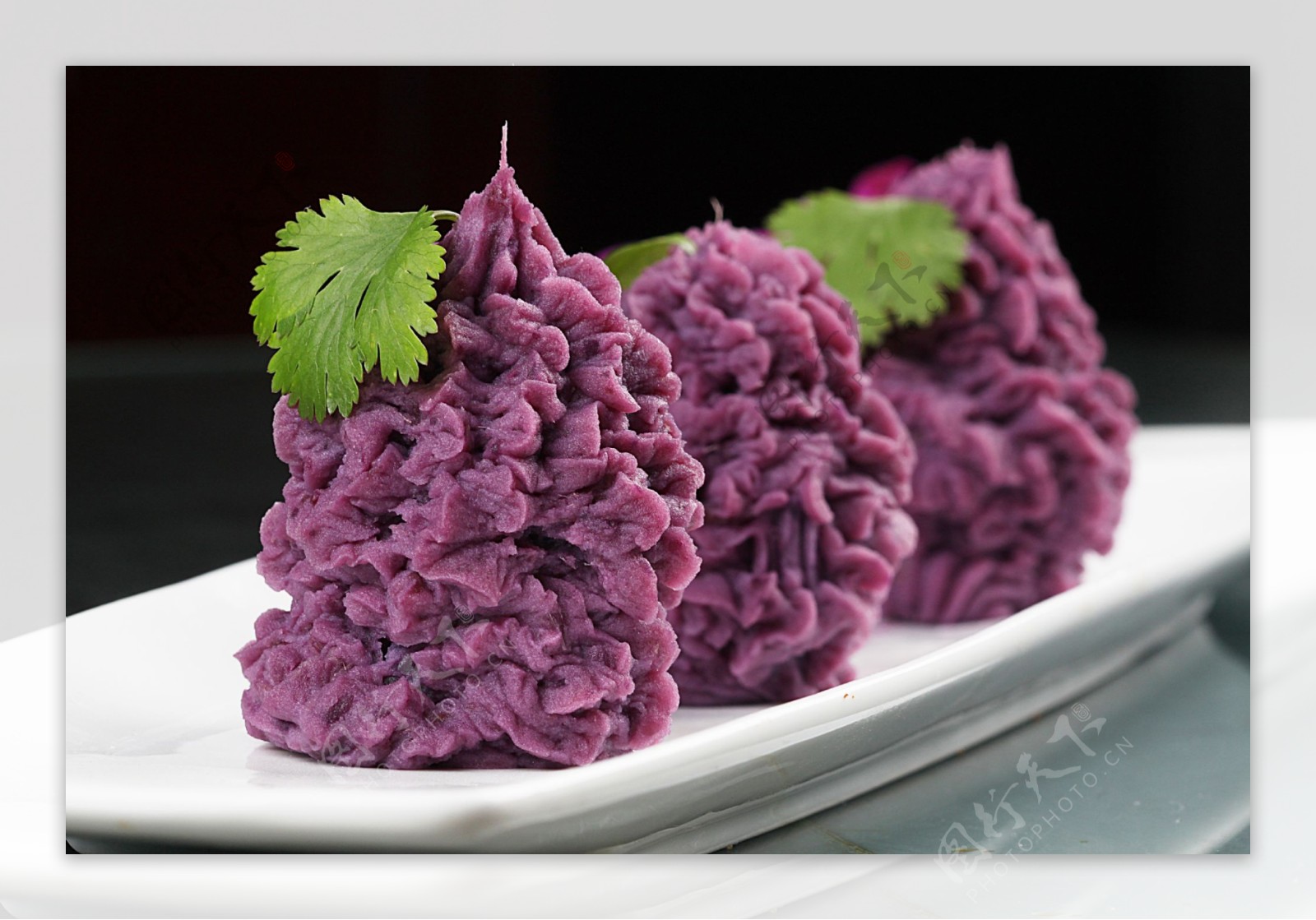 蓝莓紫薯塔图片