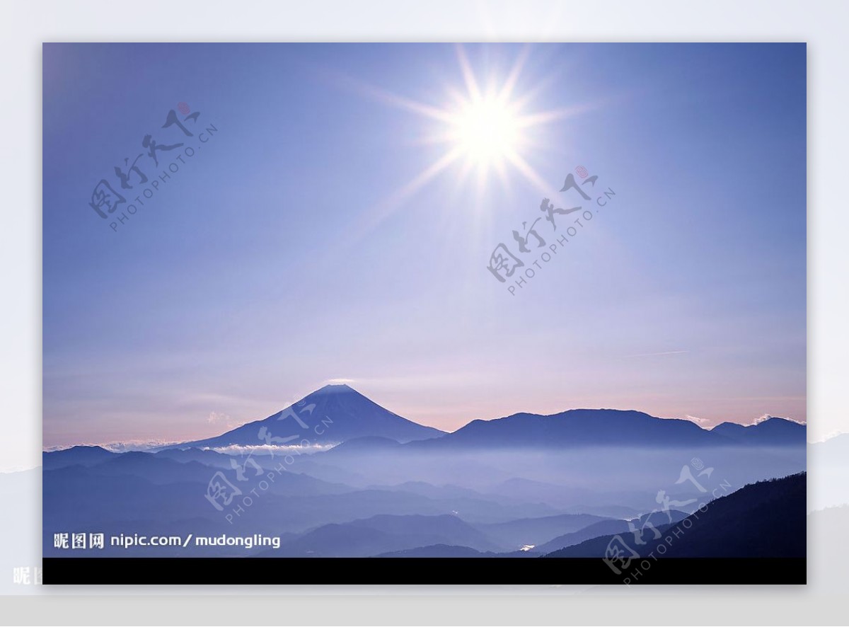 夕阳之火山顶图片
