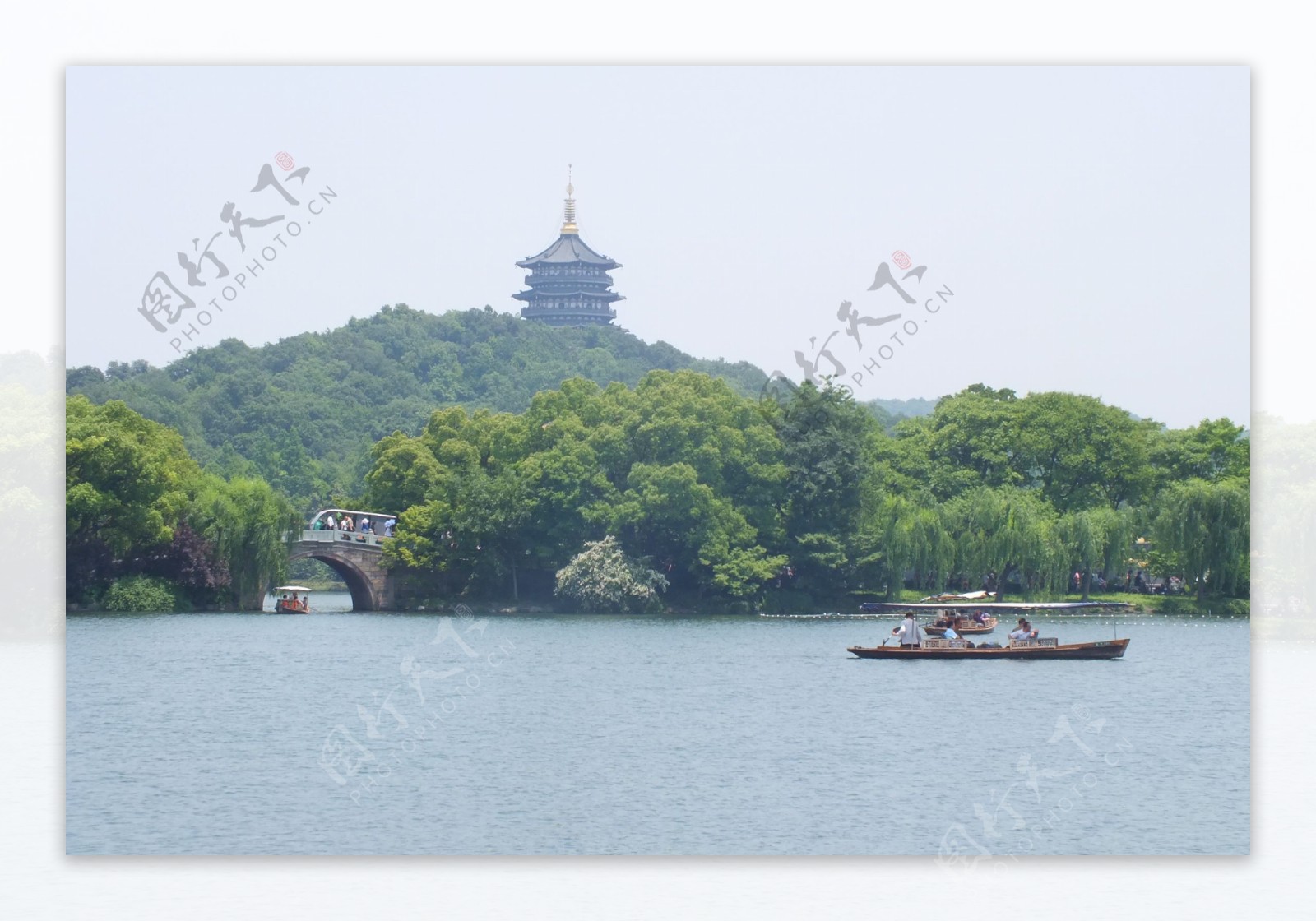 西湖雷峰塔图片