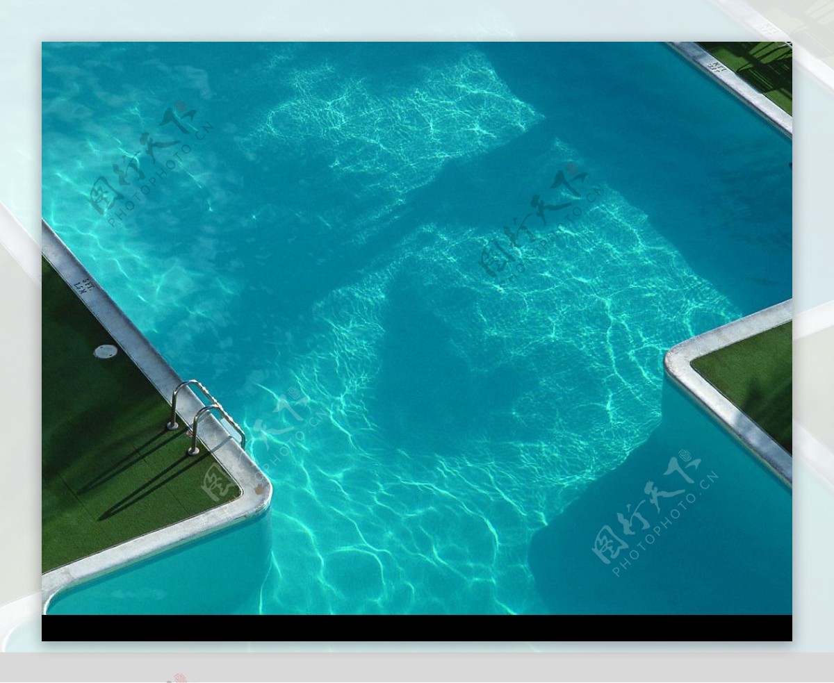 泳池1图片