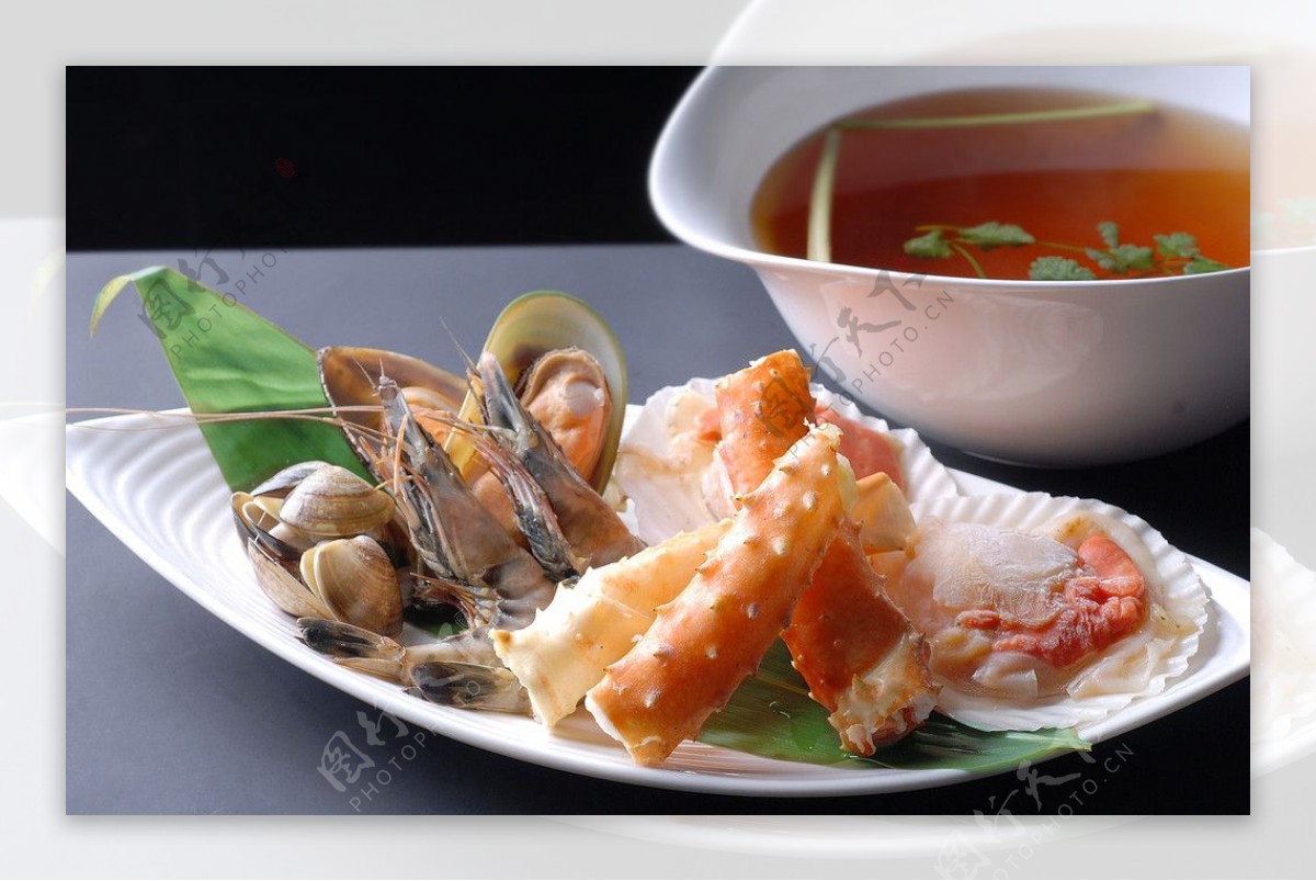 越南菜长脚蟹海鲜鸡汤图片