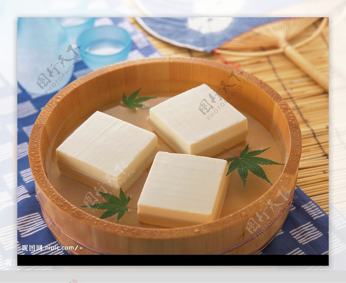 竹筒清水豆腐图片