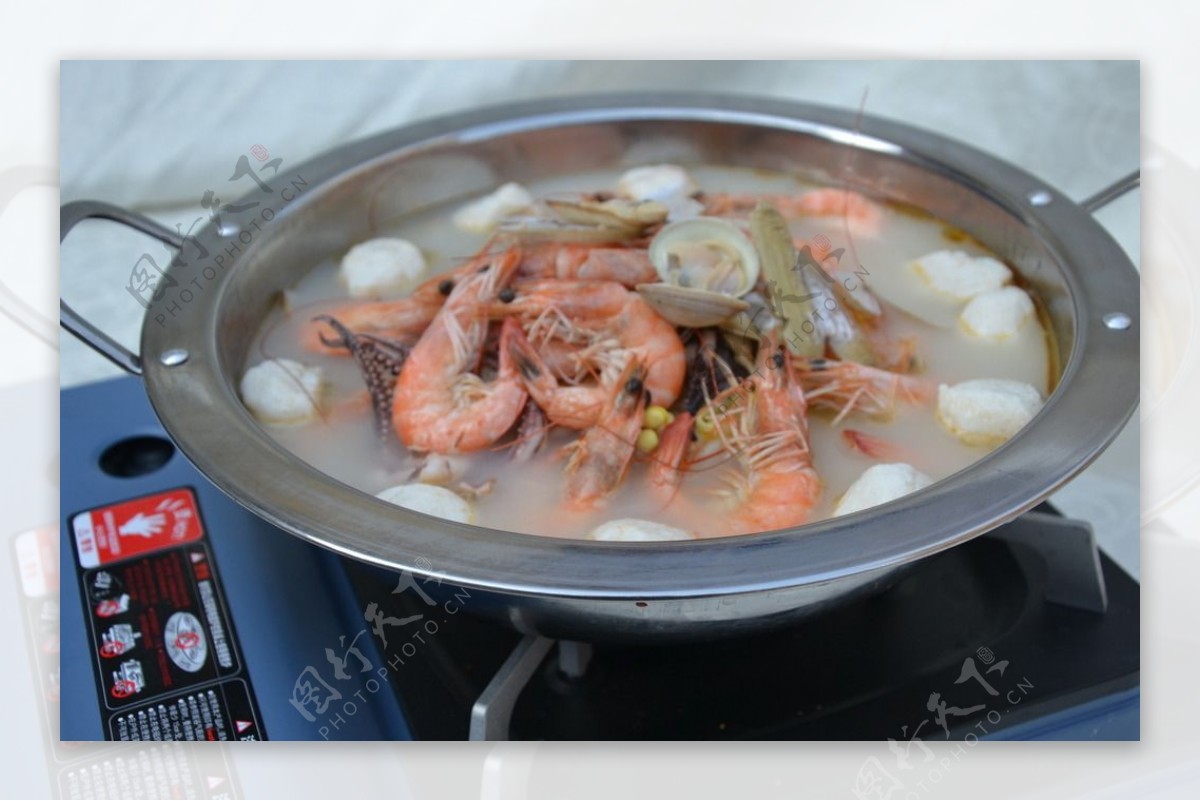 什锦海鲜鱼圆锅图片