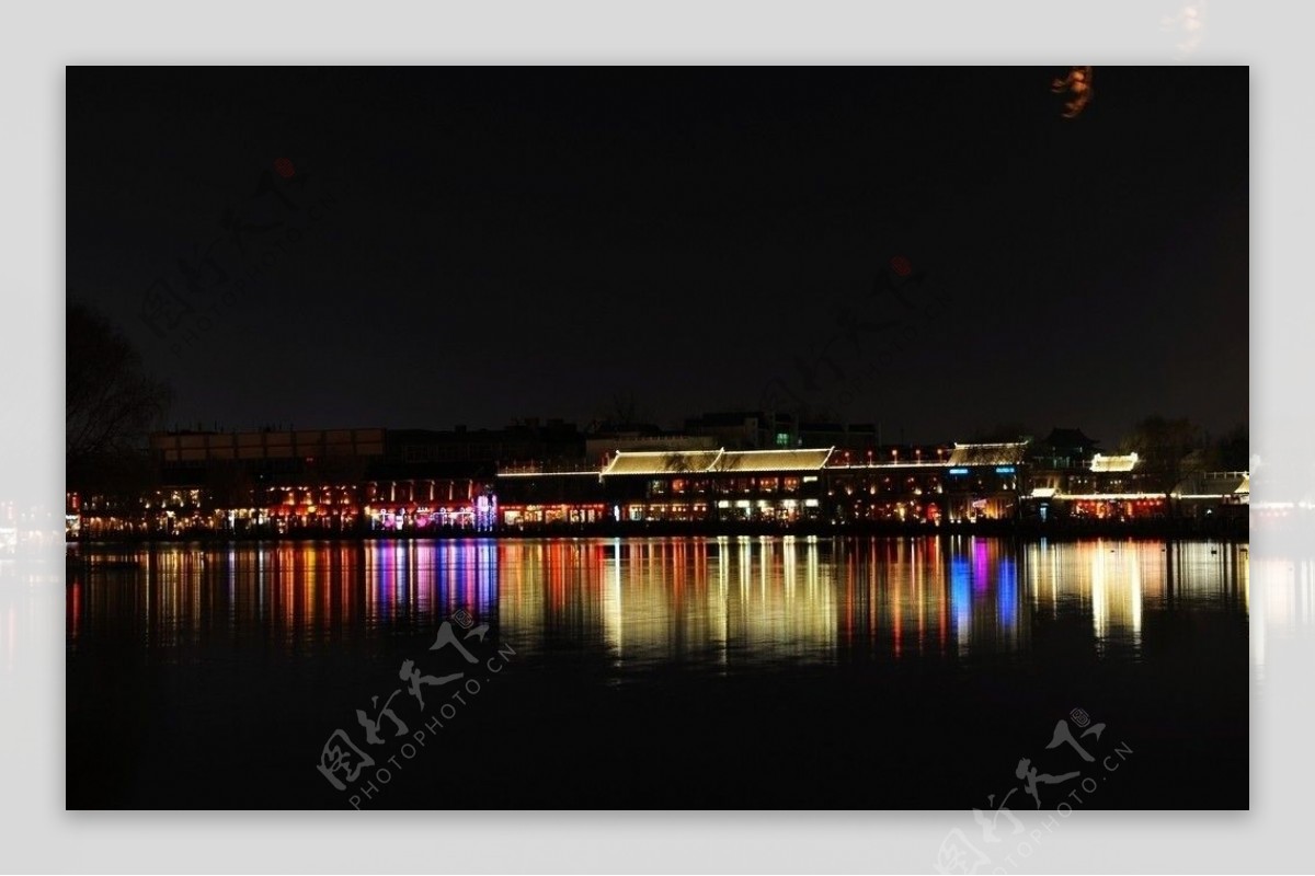 高清晰北京后海酒吧夜景图片