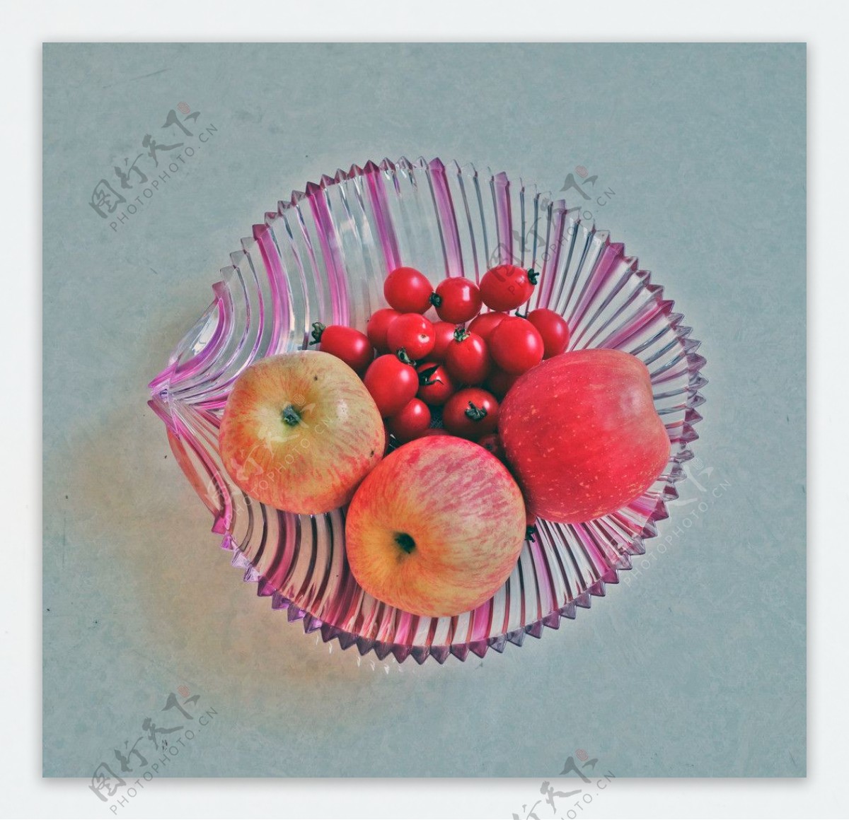果盘中的水果图片