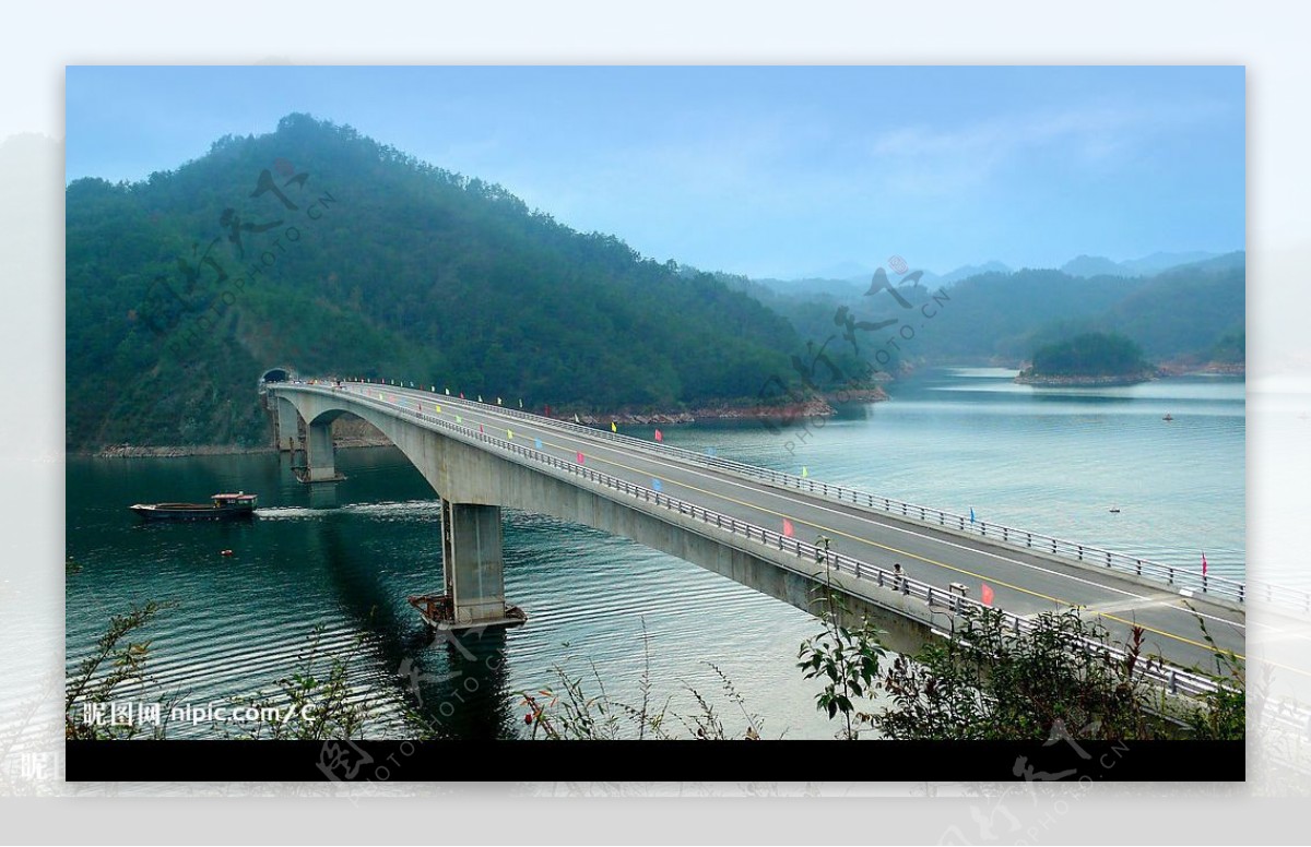 千岛湖小金山大桥图片
