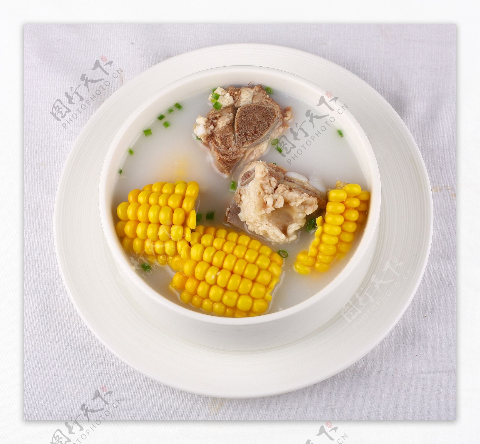 玉米龙骨汤图片