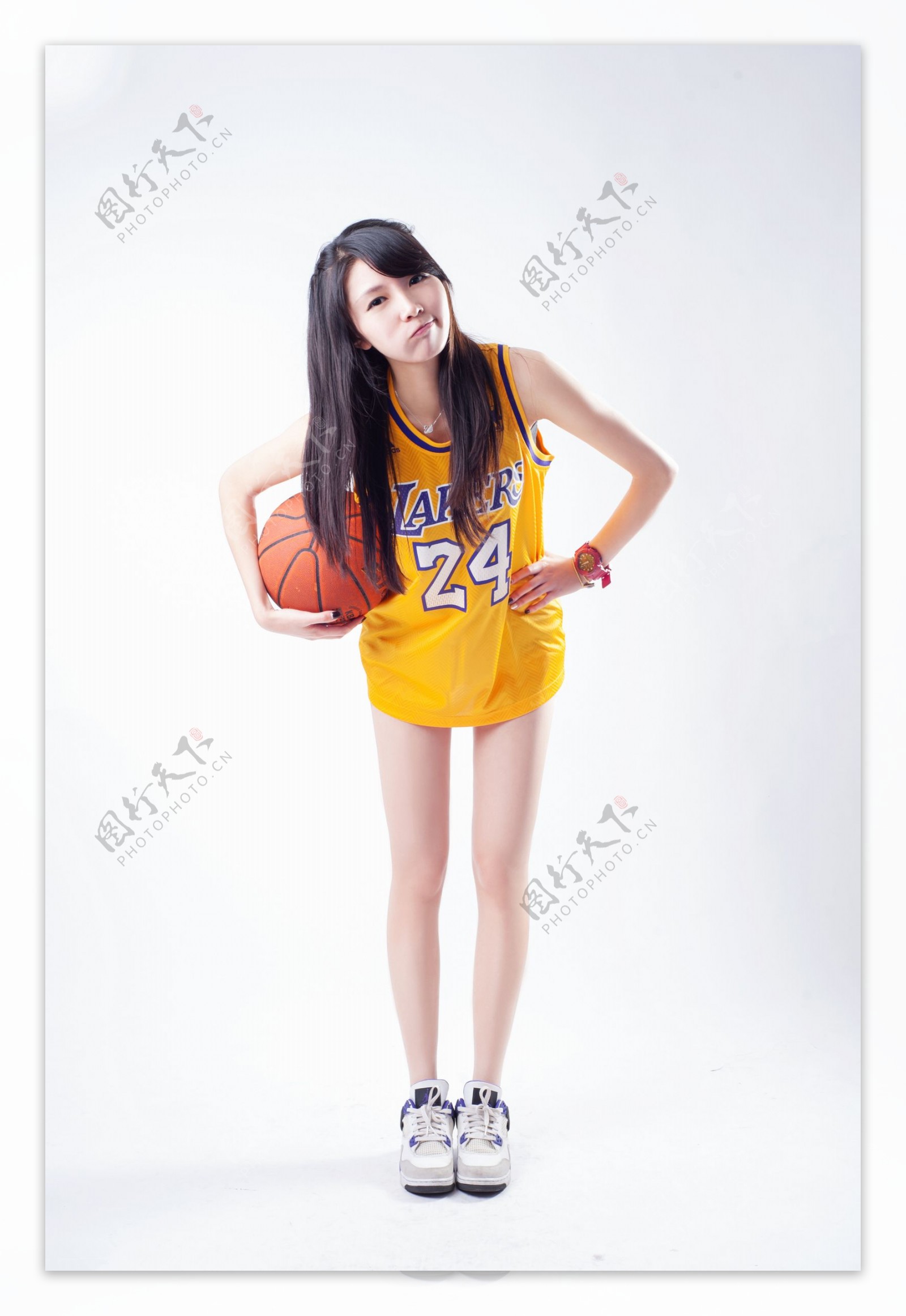 篮球宝贝图片