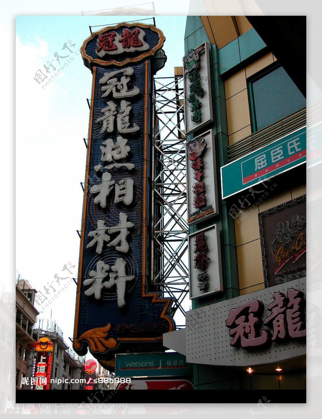 上海街景广告48图片