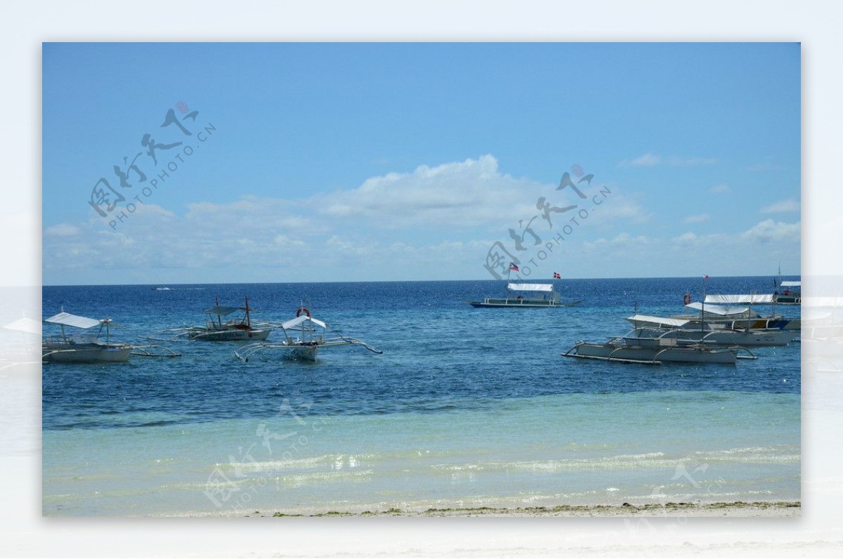 海边螃蟹船图片